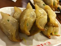-小姜锅贴(凤凰街店)