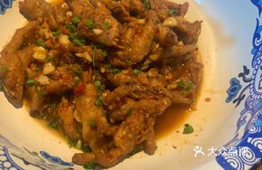 Braised Chicken Feet in Meat Sauce