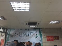 -华威达牛庄(黄埔大道西店)