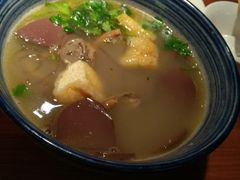 金陵鸭血粉丝汤-弄堂小笼包(西青中北永旺购物中心店)