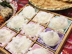 -闯关东东北农家菜(崂山石老人店)