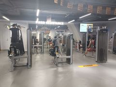 -超鹿运动(达信大厦店)