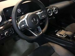 -上海德星奔驰(江杨南路店)