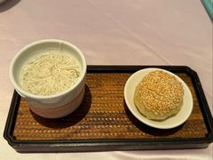 文思豆腐配蟹壳黄-江南灶中餐厅(南京香格里拉店)