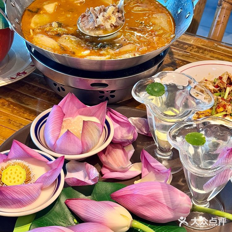 被朋友按头安利八百遍的店❗️今天❗️终于❗️吃上了