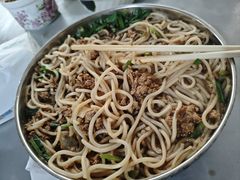 -正宗杨记普洱酸醋米线(总店)