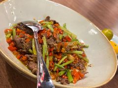 大炒黄牛肉-新李记 · 口味菜馆(南郊公园店)