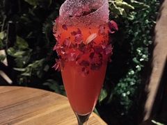 烈焰红唇-胡桃里音乐酒馆(环亚凯瑟琳广场店)
