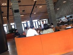 -WOLFGANG PUCK KITCHEN & BAR(迪士尼小镇店)