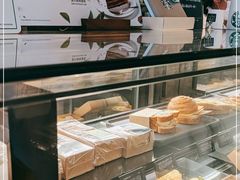 面包甜点陈列柜-星巴克(金华东阳银泰城店)