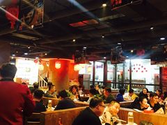 大堂-咱屯子铁锅炖直营店(保利店)