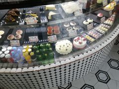 纸杯蛋糕-Sweety Fairy小蜜蜂蛋糕&下午茶(大柏树店)