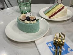 彩虹蛋糕-ADO KAFE(大学城店)
