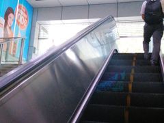 -上海体育场(地铁站)