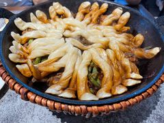 大公鸡粘卷子-华盛园卷子王农家菜水库鱼