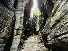 -梭布垭石林景区