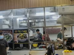-潮镇老尾牛杂(环城西路店)