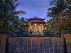 -海南清水湾莱佛士酒店