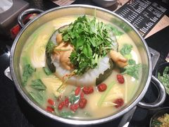 金屋藏娇-大红袍火锅料理(尖沙咀店)