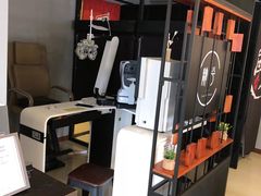 -肆兮眼镜·蔡司·徕卡战略合作店(大坪店)
