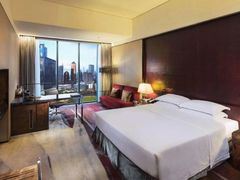 -广州天河希尔顿酒店