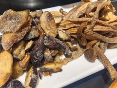 -野菌皇海景野生菌火锅(滨海大道店)