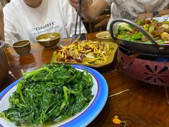 炒山野菜（蒲公英叶）-苗湘食府(十年店)