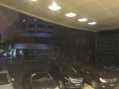 -龙湖虹桥天街-停车场