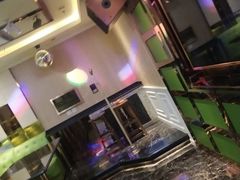 -盛世豪情量贩式KTV(九洲创意园店)