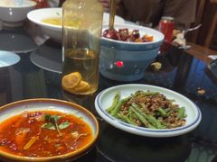 -川流不息·地道川菜·小龙虾(新松江路店)