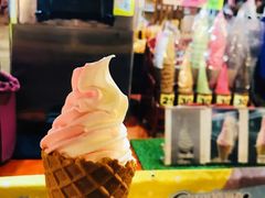 -席娜卡琳火车铁道夜市