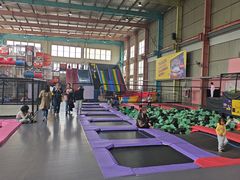 -天空之城蹦床攀岩运动馆·团建拓展·亲子游乐·生日派对(合肥店)