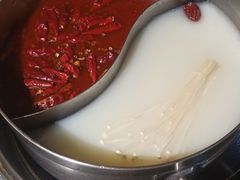 -钢管厂五区小郡肝串串香火锅(人民广场店)