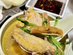 -蝴蝶里·粤菜·点心(滨江龙湖店)