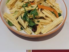 -初晋·山西地道刀削面.晋北莜面香(星耀城店)