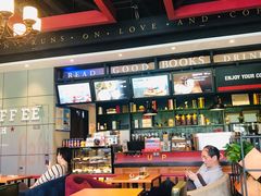 大堂-西西弗书店&矢量咖啡(凯德晶萃广场店)