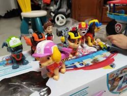 -百荣二期玩具城