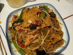 -柳喜辣·烧烤酒局(跃进总店)