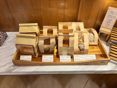 -白天鹅宾馆·美食屋