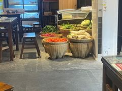 -富正毅三下锅·湘西韵味(天门山索道店)