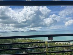 -三亚湾海居铂尔曼度假酒店