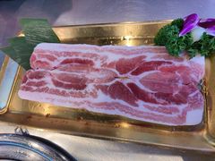 -哈哈碳都·牛肋条无限自助烤肉(台江万达店)