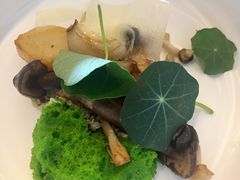 烩藜麦搭配蘑菇-AZUR聚(香格里拉饭店)