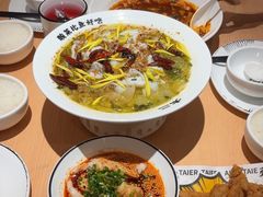 -太二酸菜鱼(深圳布吉万象汇店)