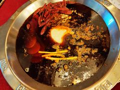 -山城年华老火锅(玉林店)