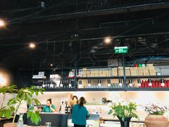 大堂-半山腰·云南菜(侨福芳草地店)