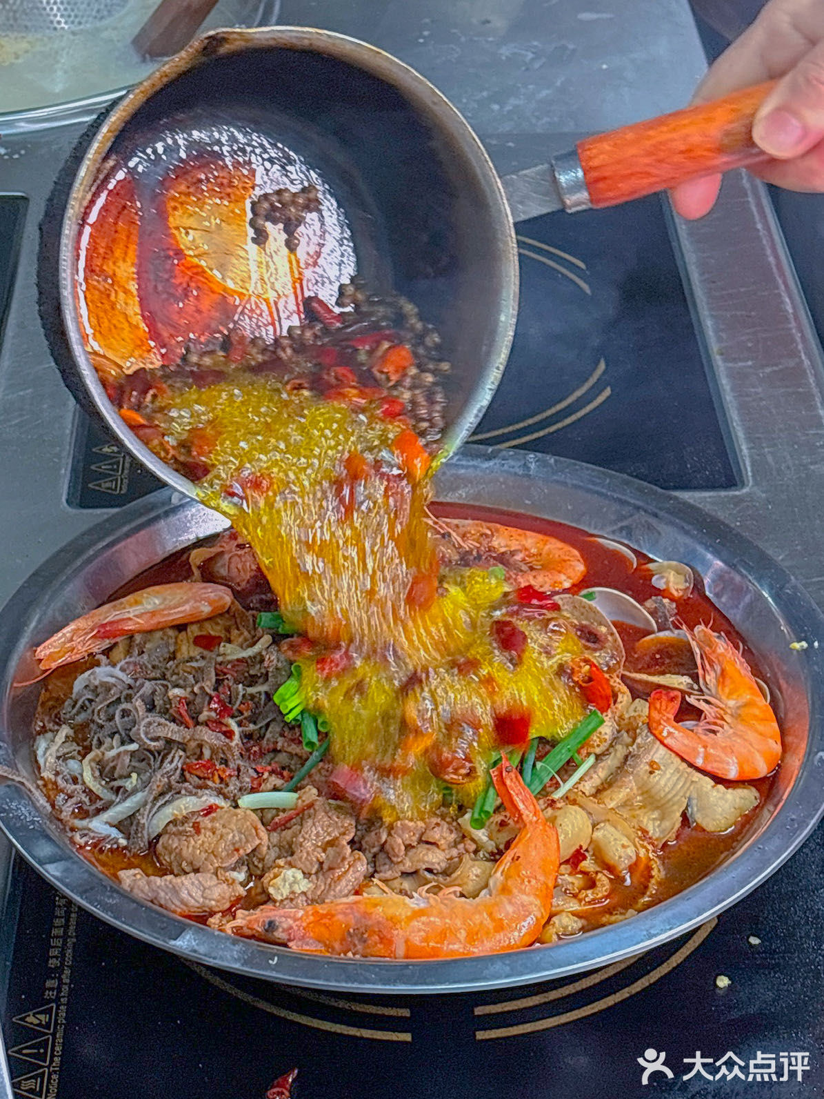 排了几个小时的队吃的水煮鱼真的好值❗