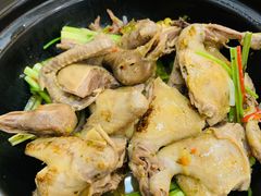 香茅乳鸽-寻味顺德·南记酒家·传统顺德菜·鱼生(广源路店)