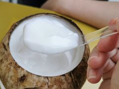 -椰爺爺·椰子冻砵仔糕