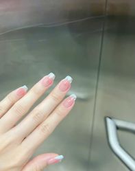 -DAZZLING BEAUTY美甲•美睫专门店